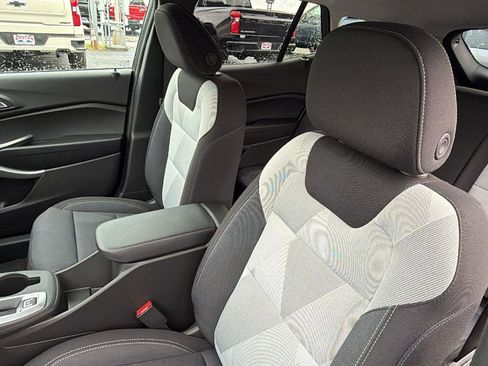 New 2026 Chevrolet Trax LS FWD image 14