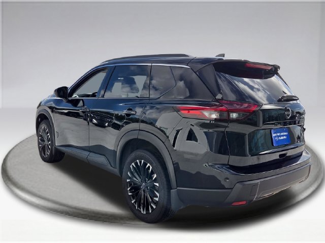 Used 2026 Nissan Rogue Dark Armor FWD image 14