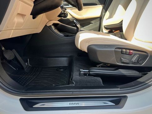 Used 2022 BMW X1 sDrive28i w/ Convenience Package image 39