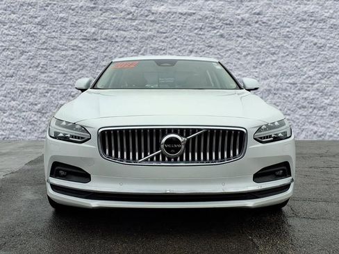 Used 2022 Volvo S90 B6 Inscription w/ Advanced Package image 2
