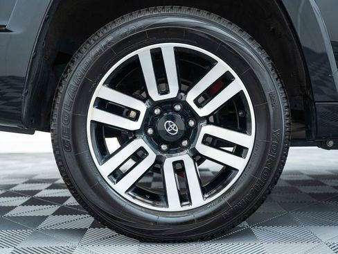 Used 2023 Toyota 4Runner Limited RWD image 19