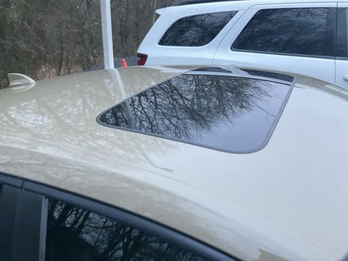 Used 2025 Honda Civic Sport Touring image 4