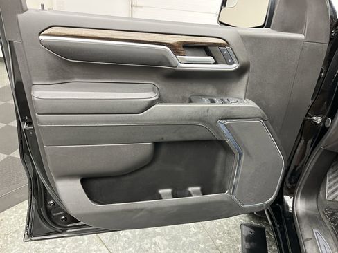Certified 2024 GMC Sierra 1500 Elevation AWD/4WD image 9
