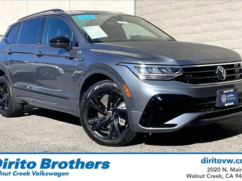 Certified 2023 Volkswagen Tiguan SE R-Line image 1