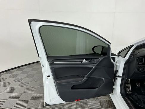 Used 2016 Volkswagen GTI 4-Door FWD image 12