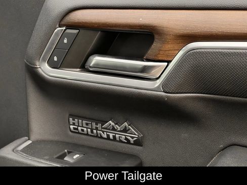 Used 2024 Chevrolet Silverado 1500 High Country w/ High Country Premium Package image 33