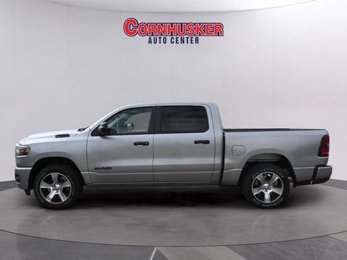 Used 2025 RAM 1500 Tradesman AWD/4WD image 4