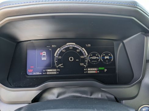 Used 2024 Toyota Tundra Platinum image 38