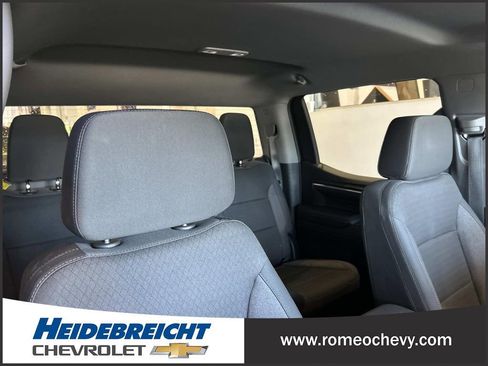 Used 2024 Chevrolet Silverado 1500 LT AWD/4WD image 32