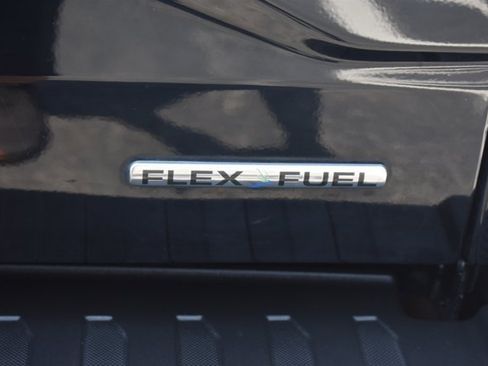 Used 2016 Ford F150 Lariat w/ Equipment Group 502A Luxury AWD/4WD image 8