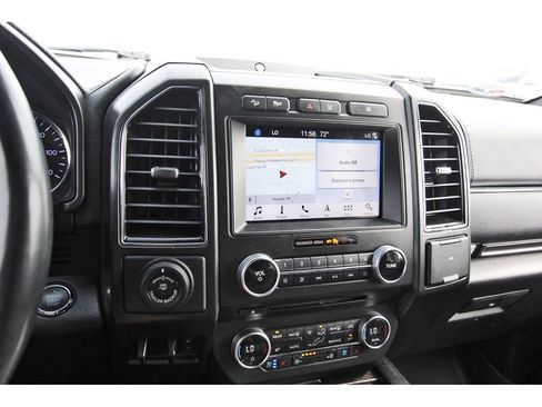Used 2018 Ford Expedition Limited w/ Equipment Group 301A image 10