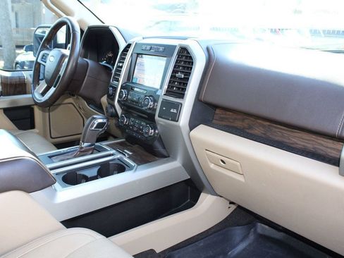 Used 2018 Ford F150 Lariat image 20