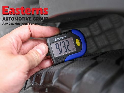 Used 2024 Hyundai Palisade SEL AWD/4WD image 30