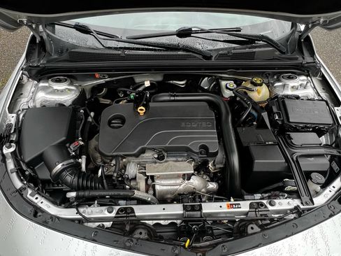 Used 2021 Chevrolet Malibu LT image 20