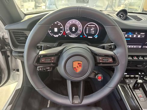 Used 2025 Porsche 911 Carrera image 14