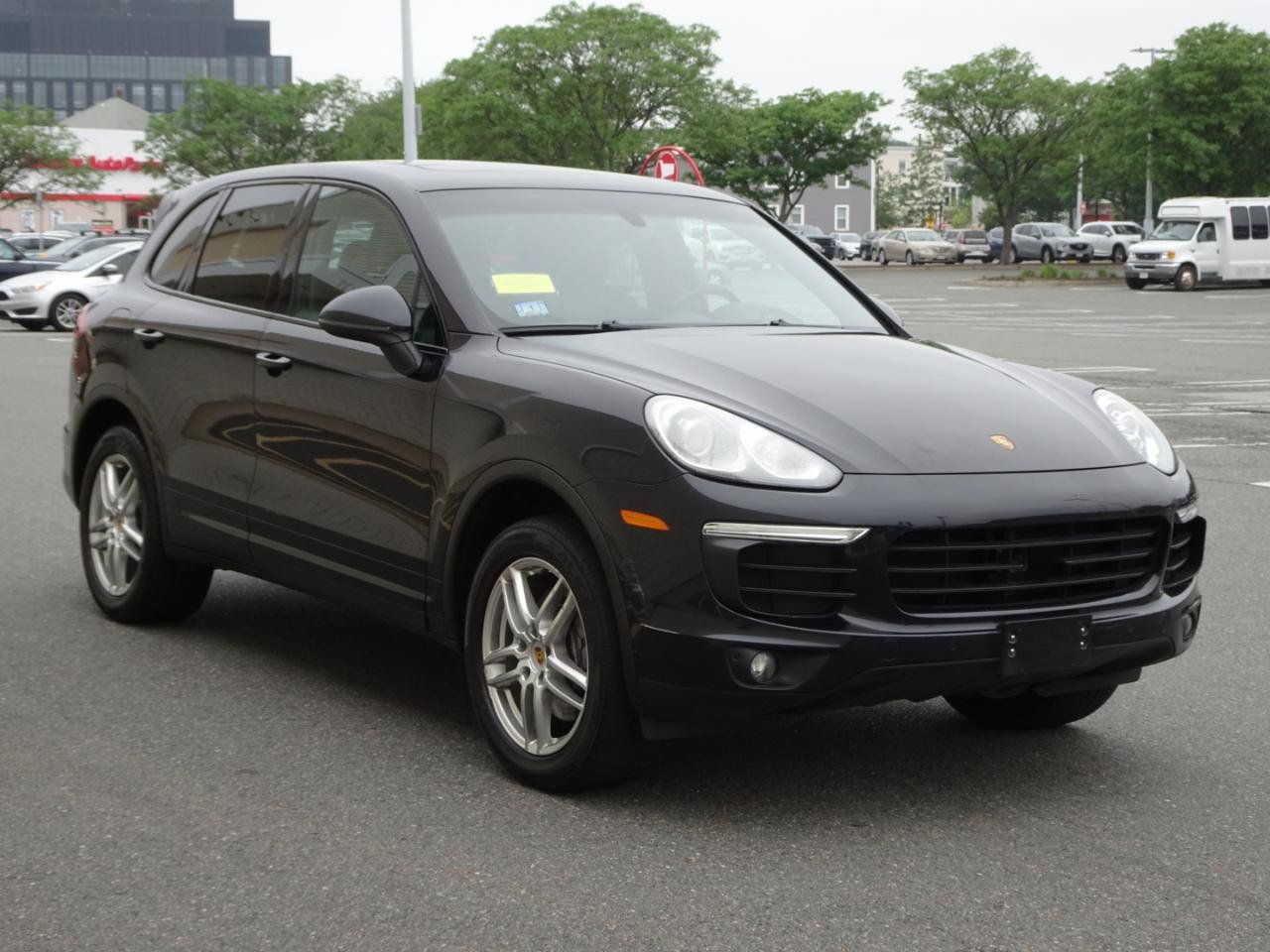 Used 2016 Porsche Cayenne AWD/4WD image 3
