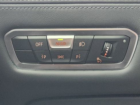 Used 2022 BMW X6 M Base w/ Competition Package image 21