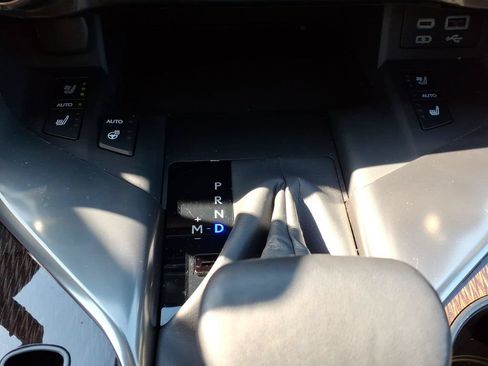 Used 2023 Lexus LX 600 4WD w/ Accessory Package (Z1) image 22