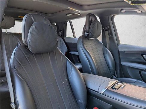 Used 2025 Mercedes-Benz EQS 450+ SUV image 16