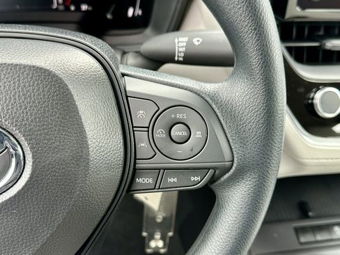 New 2026 Toyota Corolla Cross L image 30