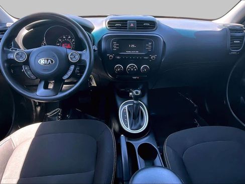 Used 2017 Kia Soul FWD image 15