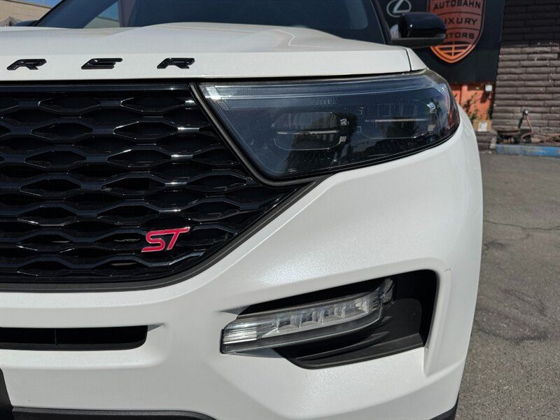 Used 2020 Ford Explorer ST w/ ST Street Pack AWD/4WD image 5