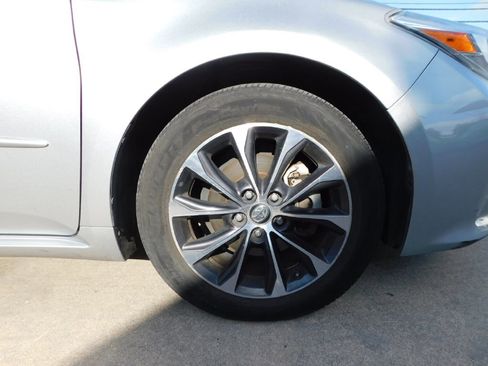 Used 2016 Toyota Avalon XLE FWD image 9