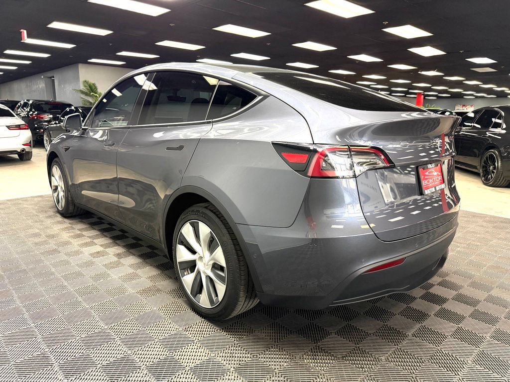Used 2020 Tesla Model Y Long Range AWD/4WD image 11