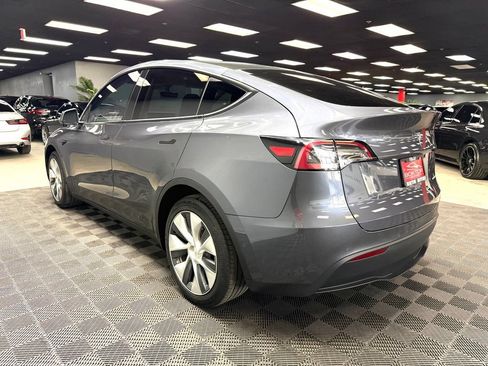 Used 2020 Tesla Model Y Long Range AWD/4WD image 11