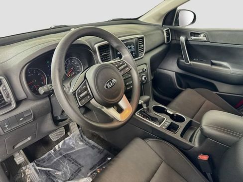 Used 2020 Kia Sportage LX AWD/4WD image 18
