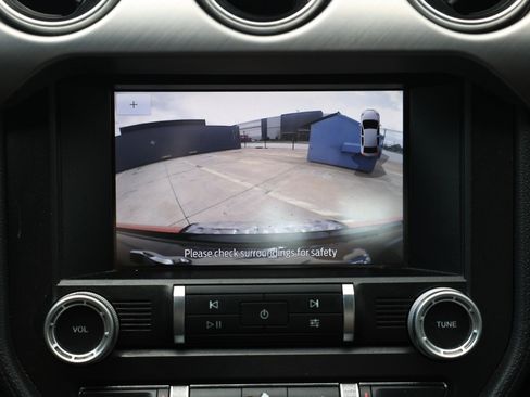 Used 2020 Ford Mustang Premium image 39