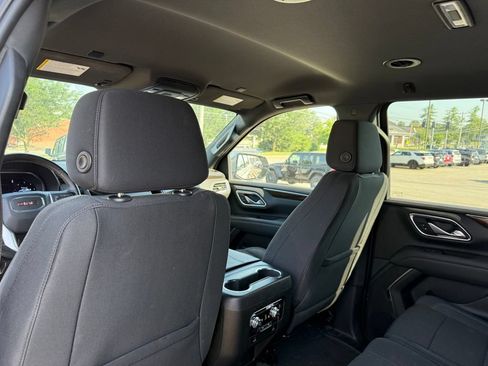 Used 2024 GMC Yukon XL SLE w/ Max Trailering Package AWD/4WD image 23
