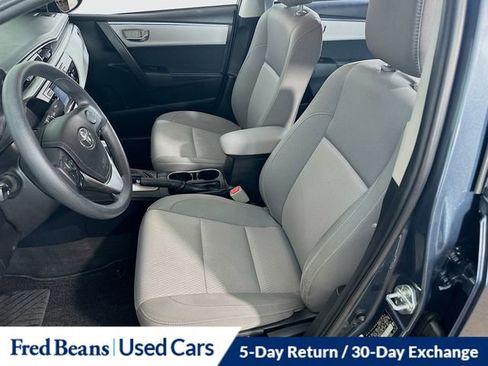 Used 2015 Toyota Corolla L image 14
