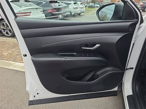 Certified 2025 Hyundai Tucson SEL image 13