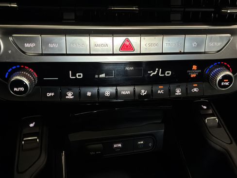Certified 2025 Kia Telluride S FWD image 31