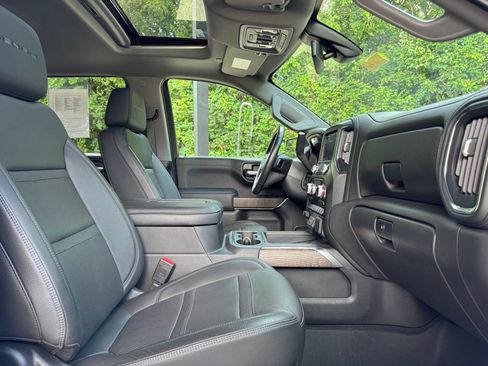 Used 2021 GMC Sierra 1500 Denali w/ Driver Alert Package II AWD/4WD image 12