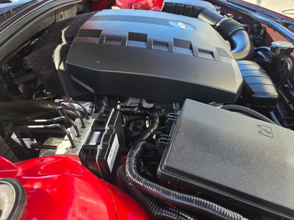 Used 2013 Chevrolet Camaro LS RWD image 34