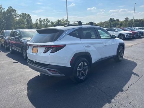 New 2026 Hyundai Tucson SEL image 3