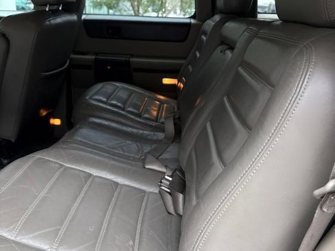 Used 2003 HUMMER H2 w/ Preferred Equipment Group AWD/4WD image 4