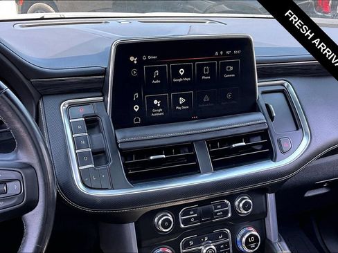 Used 2023 GMC Yukon XL SLT AWD/4WD image 9