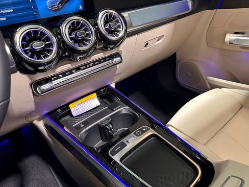 New 2026 Mercedes-Benz GLB 250 4MATIC image 12