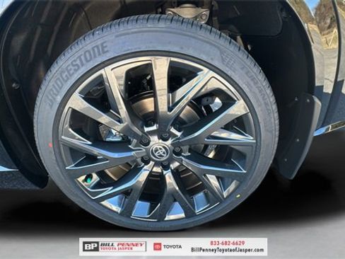 New 2026 Toyota Crown Signia image 19