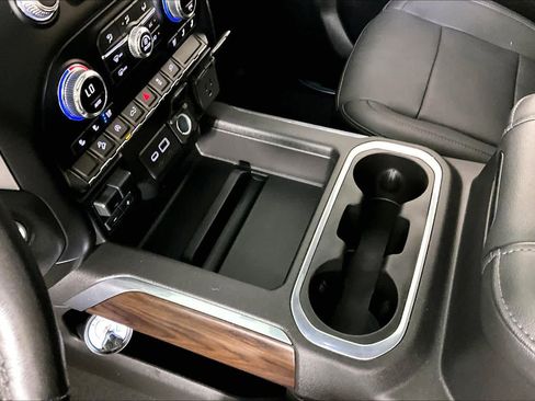 Certified 2021 GMC Sierra 1500 SLT image 15