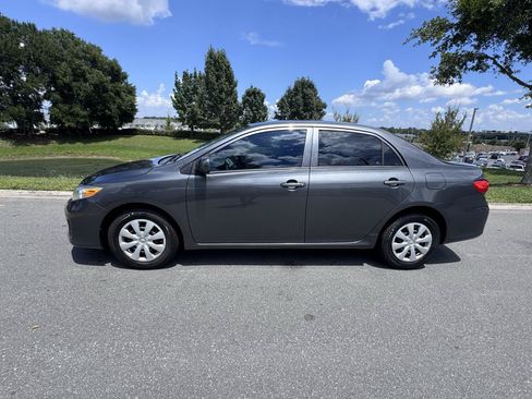 Used 2012 Toyota Corolla L FWD image 7