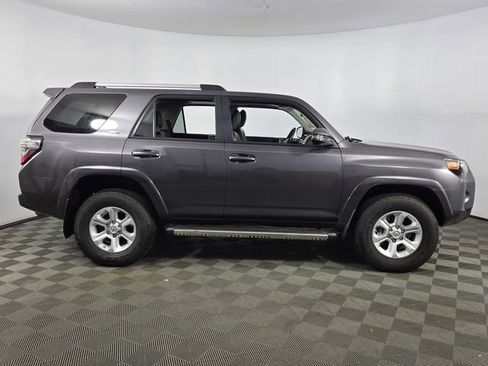 Used 2019 Toyota 4Runner SR5 Premium AWD/4WD image 10