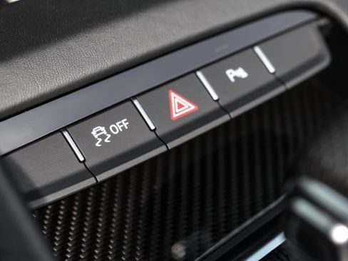 Used 2018 Audi R8 V10 plus w/ Full Leather Package image 43