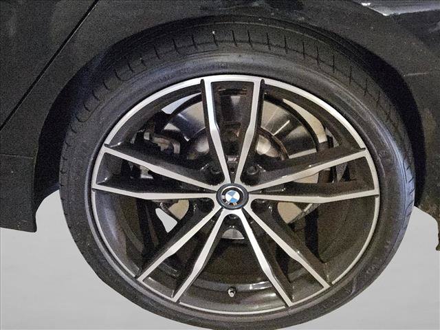 Used 2023 BMW 330e xDrive w/ M Sport Package AWD/4WD image 5