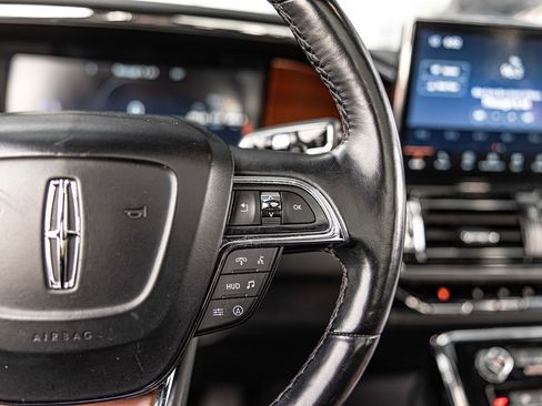 Used 2023 Lincoln Navigator Reserve AWD/4WD image 25