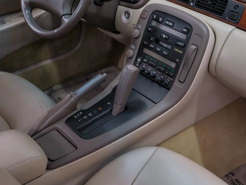 Used 1997 Lexus SC 400 Coupe image 17