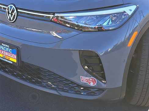 Certified 2023 Volkswagen ID.4 2WD image 31